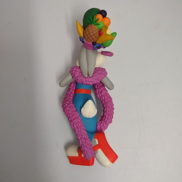 Vintage Hallmark Keepsake Bugs Bunny Looney Tunes Christmas Ornament 1998 Latin - Picture 2 of 3